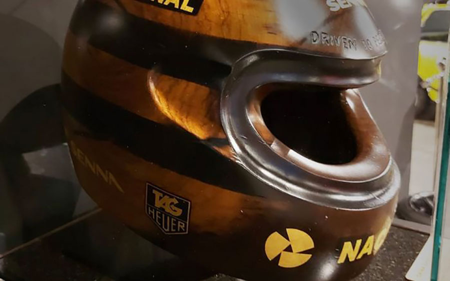 Senna's wood helmet tribute